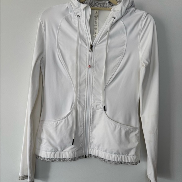 Jackets & Blazers - Lululemon Women's White Hooded Jacket